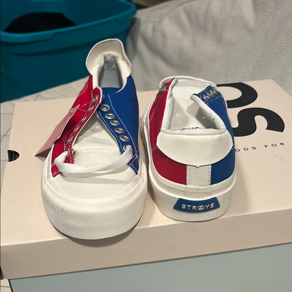 Straye
Stanley Canvas Skate Shoes